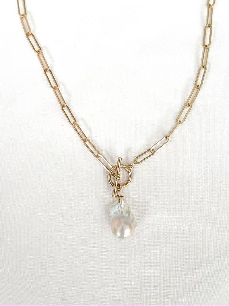 Large Baroque Pearl with Gold Toggle Clasp