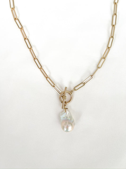 Large Baroque Pearl with Gold Toggle Clasp