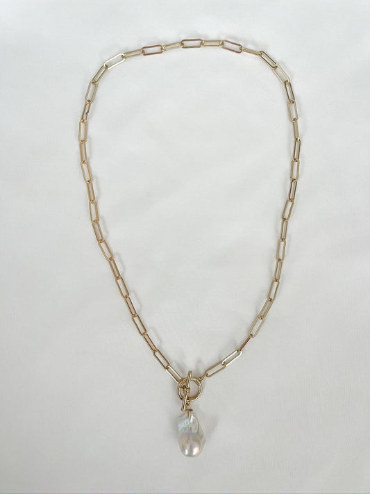 Large Baroque Pearl with Gold Toggle Clasp