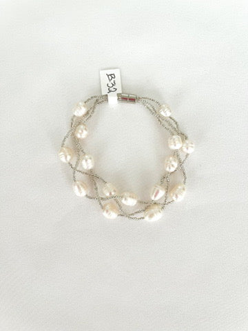 Multi-strand White Pearl Bracelet
