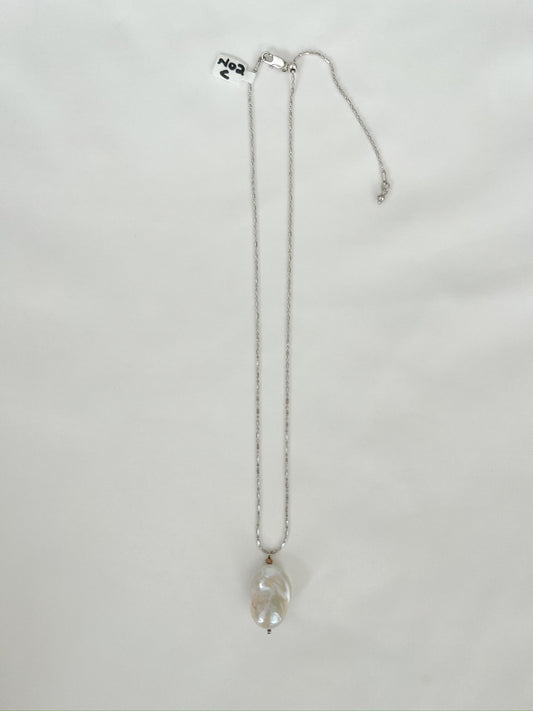 Large Baroque Pearl Necklace 2