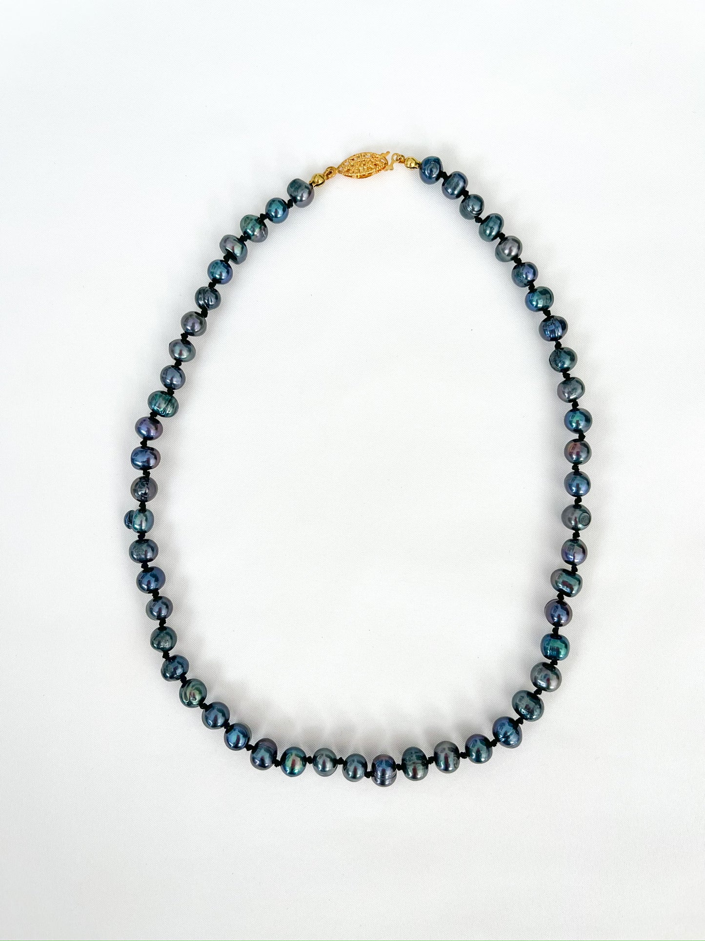 Black Pearl Necklace 18"